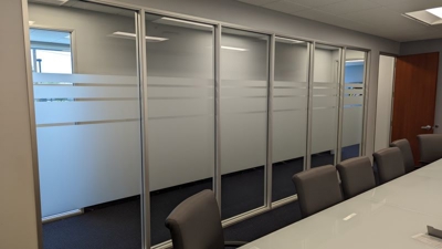 <p>window graphics</p><p>wall graphics</p> Photo